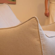 Kit Poltrona Arya + Apoio para pés Linho
