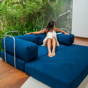 Sofá Cama Bloom Tecido Boucle Azul Marinho - Sofá na Caixa Azul